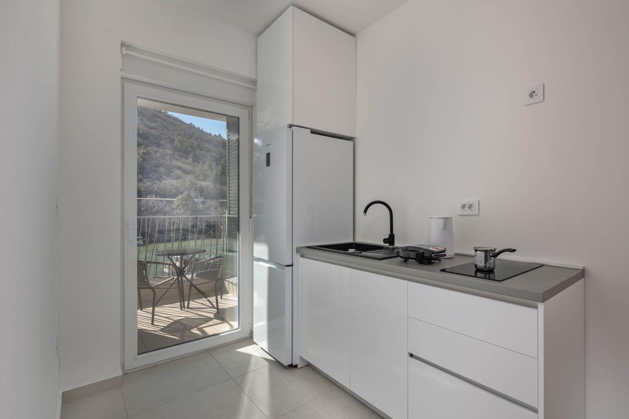 Seafront Villa Andrijana - Happy Rentals Plomin Exterior photo