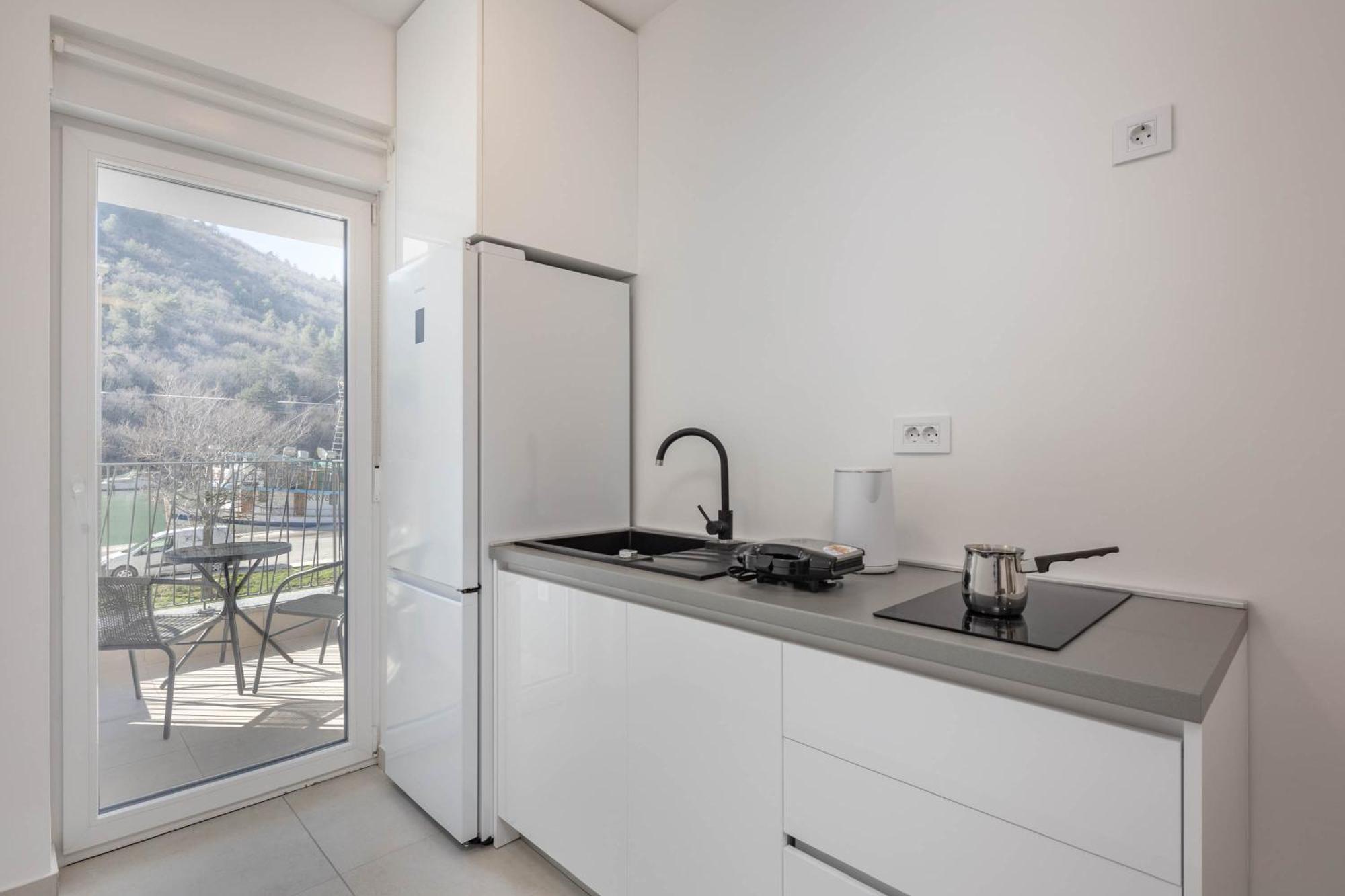 Seafront Villa Andrijana - Happy Rentals Plomin Exterior photo